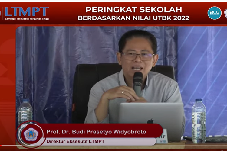 Prof. Dr. Budi Prasetyo Widyobroto selaku Direktur Eksekutif LTMPT pada Sosialisasi Peringkat Sekolah Berdasarkan Nilai UTBK 2022, pada Jumat, (26/8/2022)