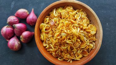 Rahasia Bawang Goreng Renyah dan Tahan Lama, Bisa Pakai Tepung Ini