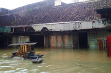 Banjir Masih Merendam Pusat Kota Grobogan, Akses Perekonomian Lumpuh
