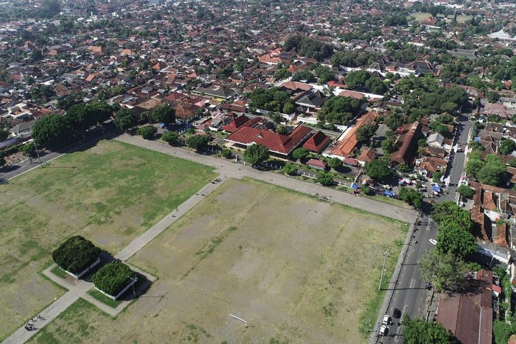 Alun-alun Utara (Dok. Biro Komunikasi Publik Kemenparekraf)