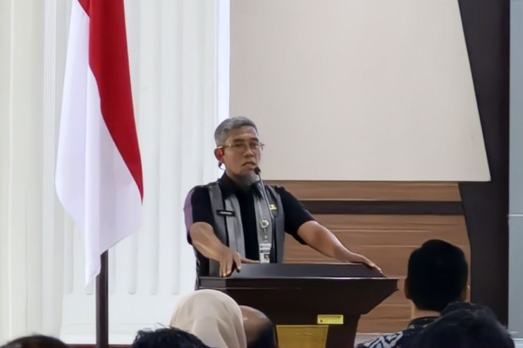 Sekda Pemprov Jateng Sumarno menghadiri peringatan Hari Peduli Sampah Nasional di Wisma Perdamaian, Selasa (27/2/2024).