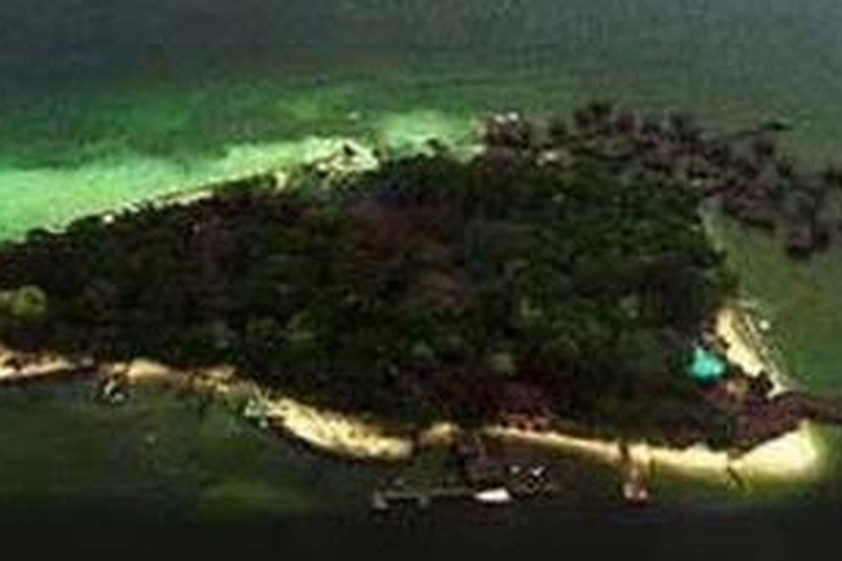 Salah satu pulau di gugusan Kepulauan Seribu.