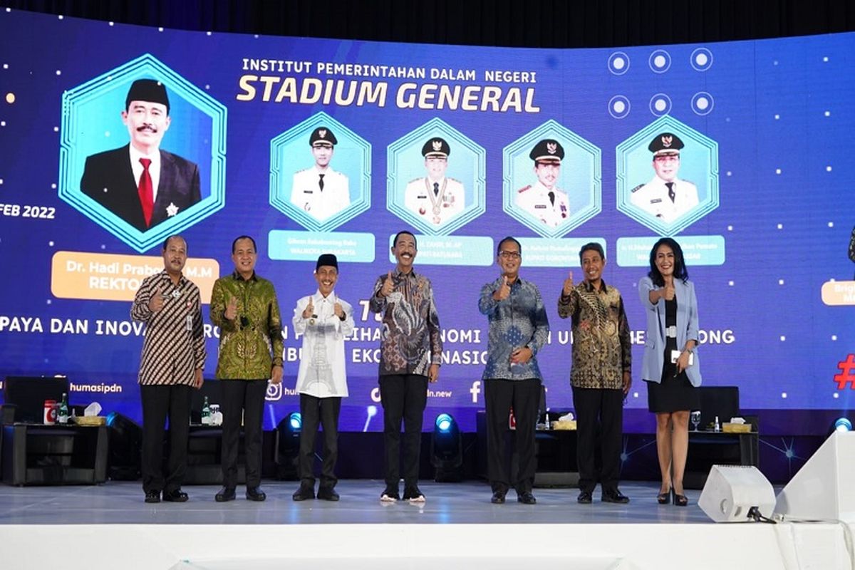 Wali Kota Solo Gibran Rakabuming Raka mengatakan, Pemkot Solo menggelontorkan dana bantuan sosial (bansos) dari dana Anggaran Pendapatan dan Belanja Daerah (APBD) yang dialokasikan untuk penanganan Covid-19. 