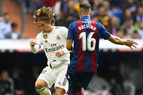Kalah 0-2 dari Sociedad, Modric Minta Real Madrid Lebih Kritis
