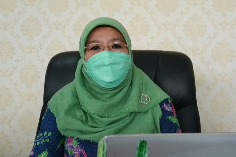 Direktur Pencegahan dan Pengendalian Penyakit Menular Langsung Kementerian Kesehatan (Kemenkes) Siti Nadia Tarmizi saat dijumpai di Kantornya, Selasa (20/4/2021). 