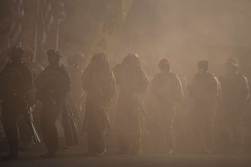 BERITA FOTO: Simulasi Perang Khusus Awali Penyematan Brevet Kopaska