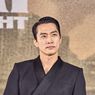 Dapat Peran CEO Jahat, Song Seung Heon Suka Bercanda Saat Syuting Black Knight