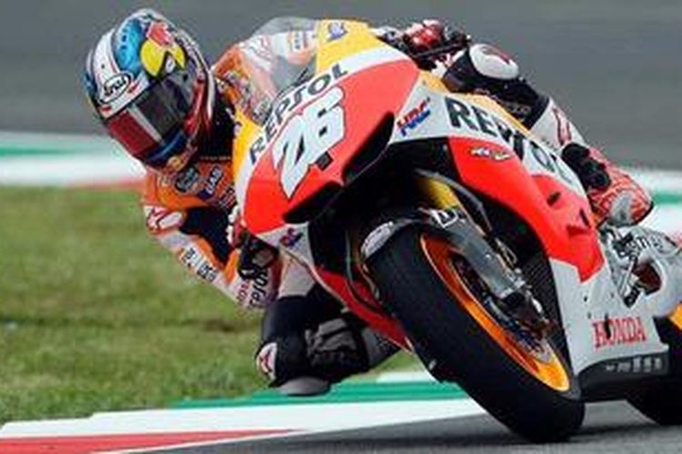 Pebalap Spanyol, Dani Pedrosa, memacu motor Honda-nya di sirkuit Mugello pada sesi latihan bebas pertama GP Italia, Jumat (31/5/2013).