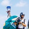 Para Atlet Skydiving Internasional Takjub Terjun di Karimunjawa: Seperti Surga