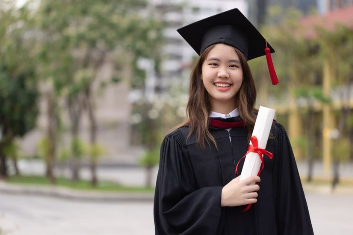 Ilustrasi wisuda, ilustrasi kampus kristen dan Katolik