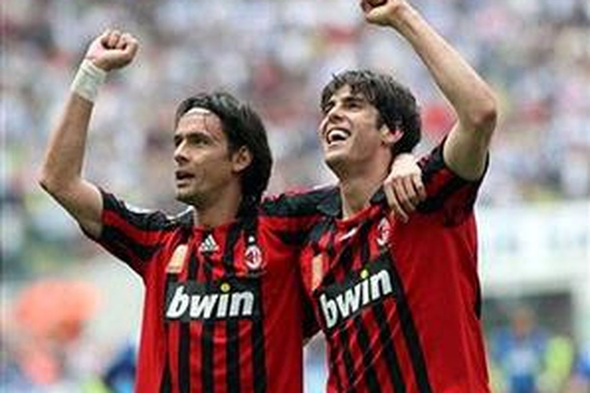 Dua pemain AC Milan, Filippo Inzaghi dan Ricardo Kaka menjadi tokoh kunci kemenangan Milan atas Heerenveen pada leg pertama fase grup Piala UEFA, Kamis (23/10).