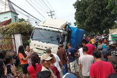 Tabrakan Beruntun Akibat Rem Truk Blong, 3 Bocah yang Dibonceng Kakek Tewas di TKP