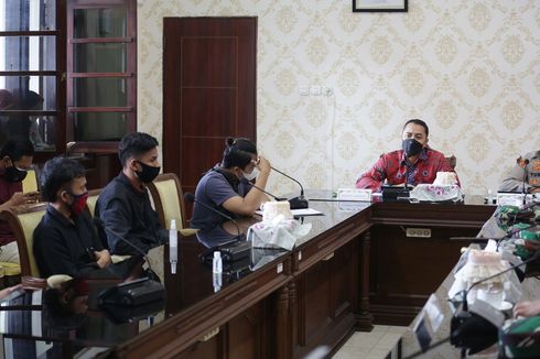 PKL Mengeluh Jam Operasional Masih Dibatasi, Wali Kota Surabaya: Itu Sesuai Instruksi Mendagri