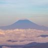 Dua Jalur Pendakian Gunung Slamet Kembali Tutup, Ada Apa?