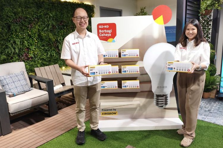 AZKO melanjutkan komitmen program AZKO Berbagi Cahaya hingga 2030. 