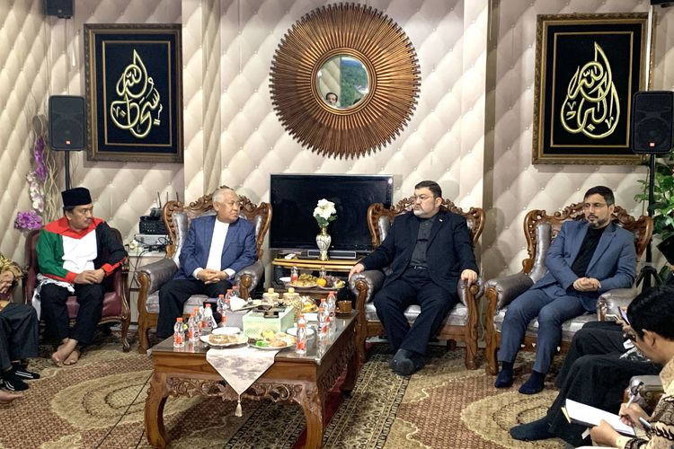 Bertemu Dubes Iran untuk Indonesia, Din Syamsuddin Doakan Perang Segera Berakhir