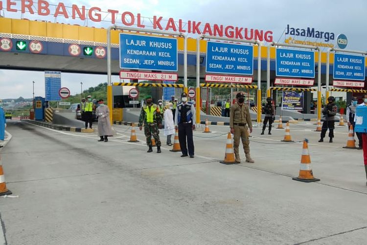 Gerbang Tol Kalikangkung Semarang, Jateng