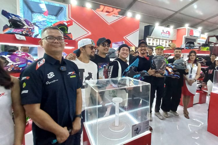 Pilihan helm di GIIAS 2024