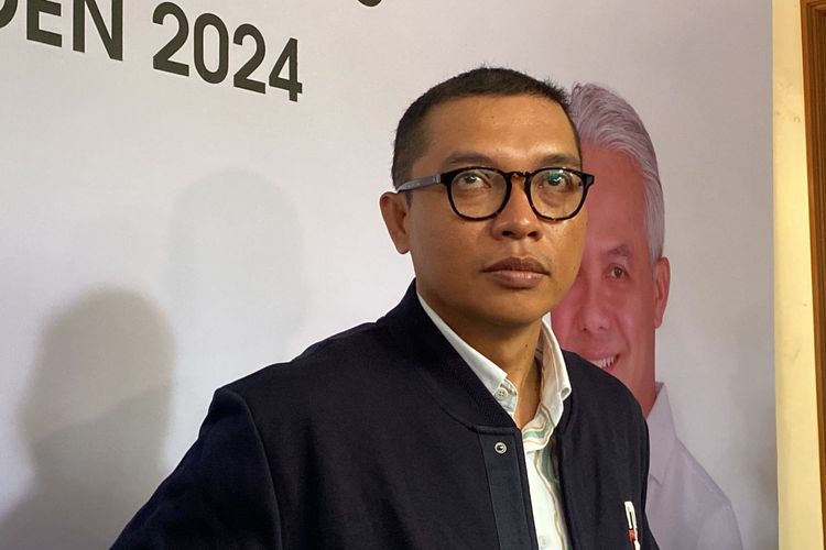 Ketua DPP Partai Persatuan Pembangunan (PPP) Achmad Baidowi atau Awiek ditemui di Media Center TPN Ganjar, Jalan Cemara, Jakarta,Rabu (18/10/2023).