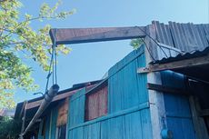 Diterpa Angin Kencang, Atap Rumah Warga di Sikka Ambruk