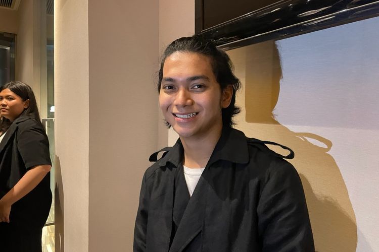 Foto : Ajil Ditto Belajar dari YouTube untuk Perannya dalam Film Hidayah