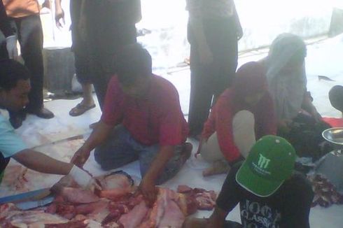 Pemerintah Bengkulu: Daging Kurban Jangan Dibungkus Plastik Hitam
