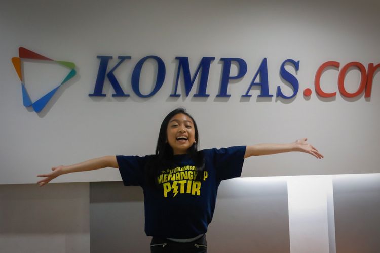 Zara Leola berkunjung untuk promosi film Petualangan Menangkap Petir di Gedung Kompas Gramedia, Jalan Palmerah Selatan, Jakarta, Selasa (6/3/2018). Film anak-anak yang bercerita tentang persahabatan dan mengejar mimpi tersebut merupakan produksi Fourcolours Film.