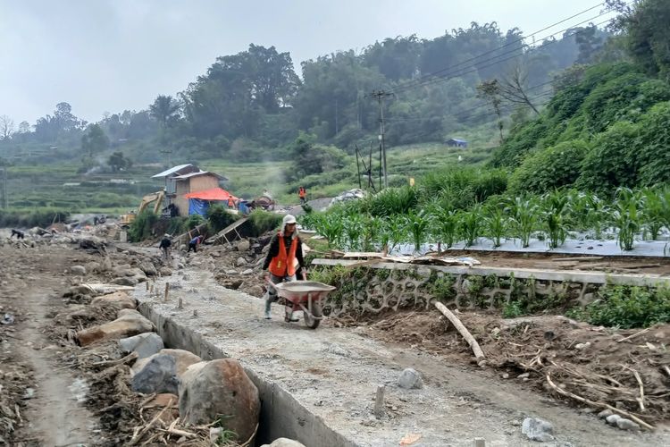 Cegah Banjir Rusak Sawah, Tanggul Batang Sianok di Agam Dibangun dengan TKD Tambahan Rp 1,9 Miliar