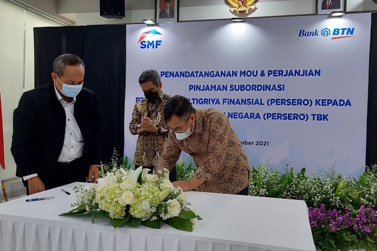 Pemberian pinjaman ini diwujudkan dengan penandatangan perjanjian kerja sama oleh Direktur Utama SMF Ananta Wiyogo dengan Wakil Direktur Utama BTN Nixon L P Napitupulu, Selasa (26/10/2021).
