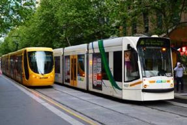 Angkutan umum tram di Kota Melbourne.