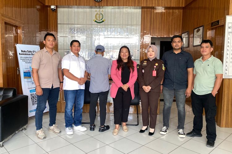 Bergulir 15 Bulan, Polisi Limpahkan Tersangka Kasus 928 Kardus Oli Palsu di Sulbar ke Kejaksaan