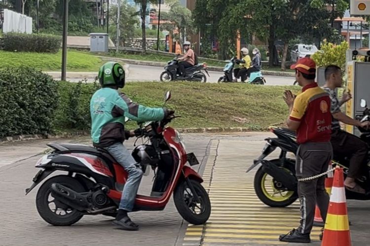 Dalam Sejam, 31 Kendaraan Cari BBM di SPBU Swasta Tangsel, Pulang dengan Kecewa