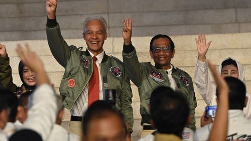 Usai Hadiri HUT PDI-P, Ganjar Lanjut Kampanye ke Jateng, Mahfud ke Jatim