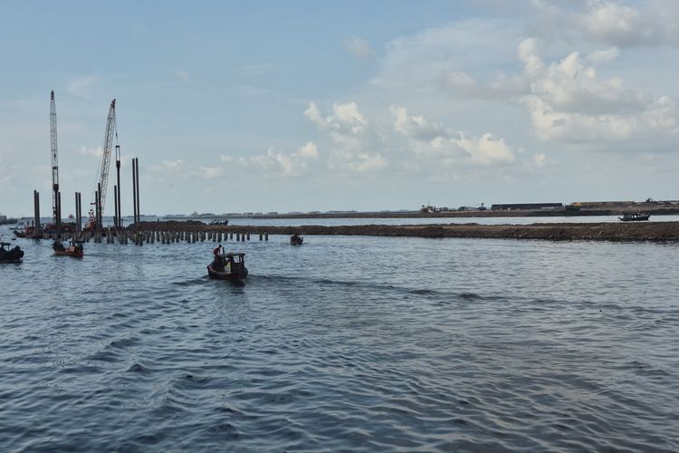 Janji Pelabuhan untuk Nelayan Cilincing Jakut Mengendap, Sementara Proyek Megah Terus Berjalan