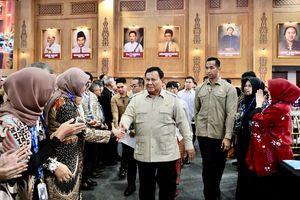 Prabowo Perintahkan Guru Besar Bentuk Satgas untuk Bantu Target Pemerintah