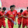 Klarifikasi GM Arema FC Soal Situs Judi yang Melekat di Jersey Latihan Tim