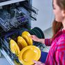 5 Barang yang Dapat Merusak Mesin Pencuci Piring