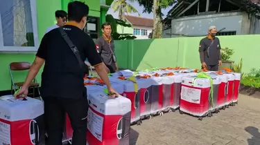 Unik, Jemaah Haji Pacitan Pasang Boneka hingga Rajutan agar Koper Tak Tertukar
