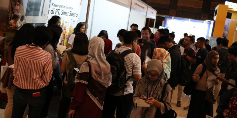 Sekolah Vokasi Universitas Gadjah Mada (UGM) menggelar Jobfair & Career Expo berlangsung selama tiga hari 8-10 Oktober 2019 di Grha Sabha Pramana, Bulaksumur Yogyakarta.