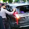 Belasan Pengendara Motor Kejar Pajero Sport yang Tabrak Lari, Penumpangnya Diamuk Massa
