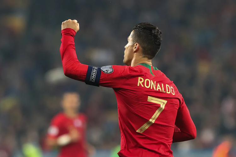 Cristiano cetak gol yang ke-700 dalam pertandingan Portugal melawan Ukraina pada hari Senin (14/10/2019)