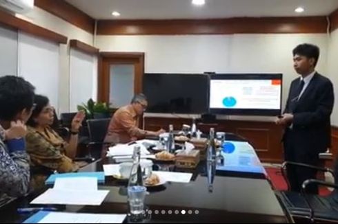 Pertanyaan dan Nasihat Sri Mulyani untuk Mahasiswa UI Saat Uji Skripsi