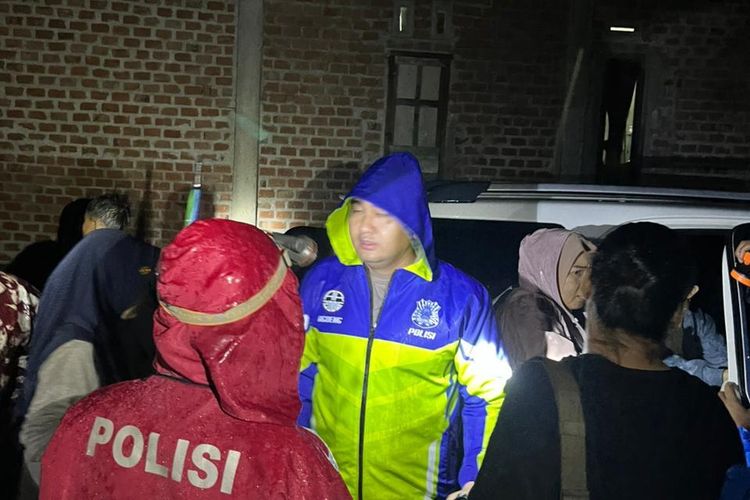 8 Pelajar Hanyut Terbawa Sungai di Lebong Bengkulu, 3 Meninggal Dunia