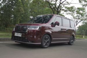 Honda Step WGN vs Wuling Darion: Mana MPV Hybrid Terbaik?