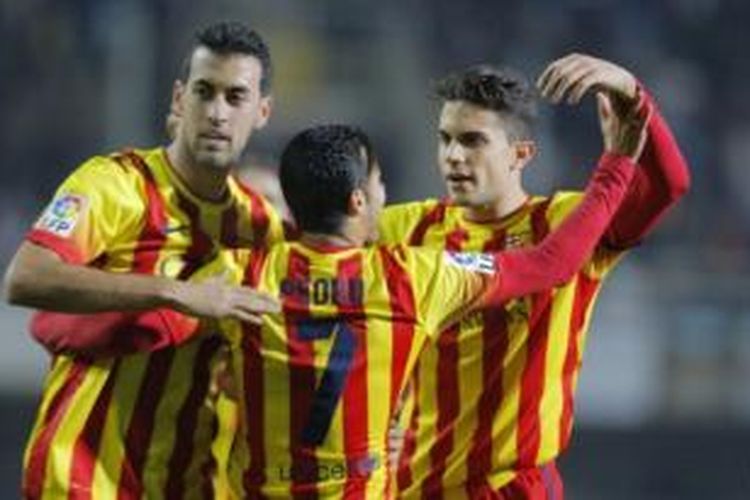 Para pemain Barcelona merayakan gol ke gawang Cartagena pada laga Copa del Rey di Cartagena, Jumat (6/12/2013).