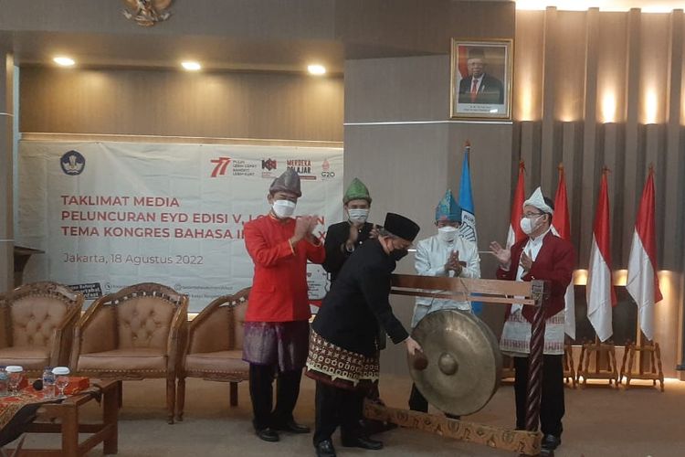 Badan Pengembangan dan Pembinaan Bahasa meluncurkan tema, subtema, slogan, dan logo menyelenggarakan Kongres Bahasa Indonesia XII Tahun 2023 pada Kamis (18/8/2022) di Jakarta.