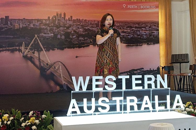 Country Director, Tourism Western Australia, Julianti Muljadi saat peluncuran Panduan Wisata Muslim Australia Barat di Jakarta Pusat, Rabu (20/3/2024). 