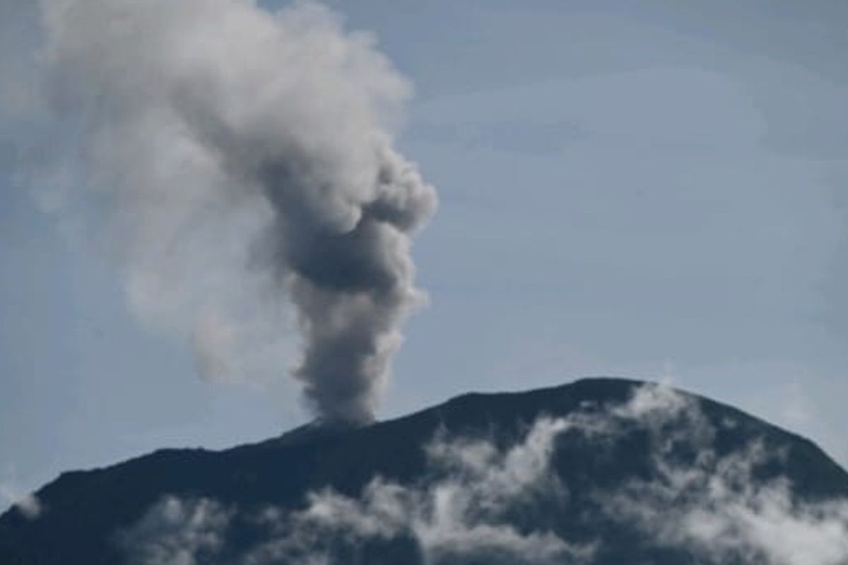 Masa Tanggap Darurat Bencana Erupsi Gunung Api Ibu di Halmahera Barat Ditetapkan 14 Hari