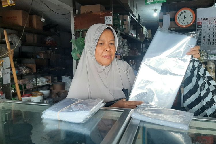 Perang Iran-Israel Pecah, Harga Plastik di Sleman Langsung Ganti Harga