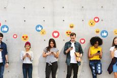 Aturan Bersosialisasi di Media Sosial Dimulai dari Diri Sendiri